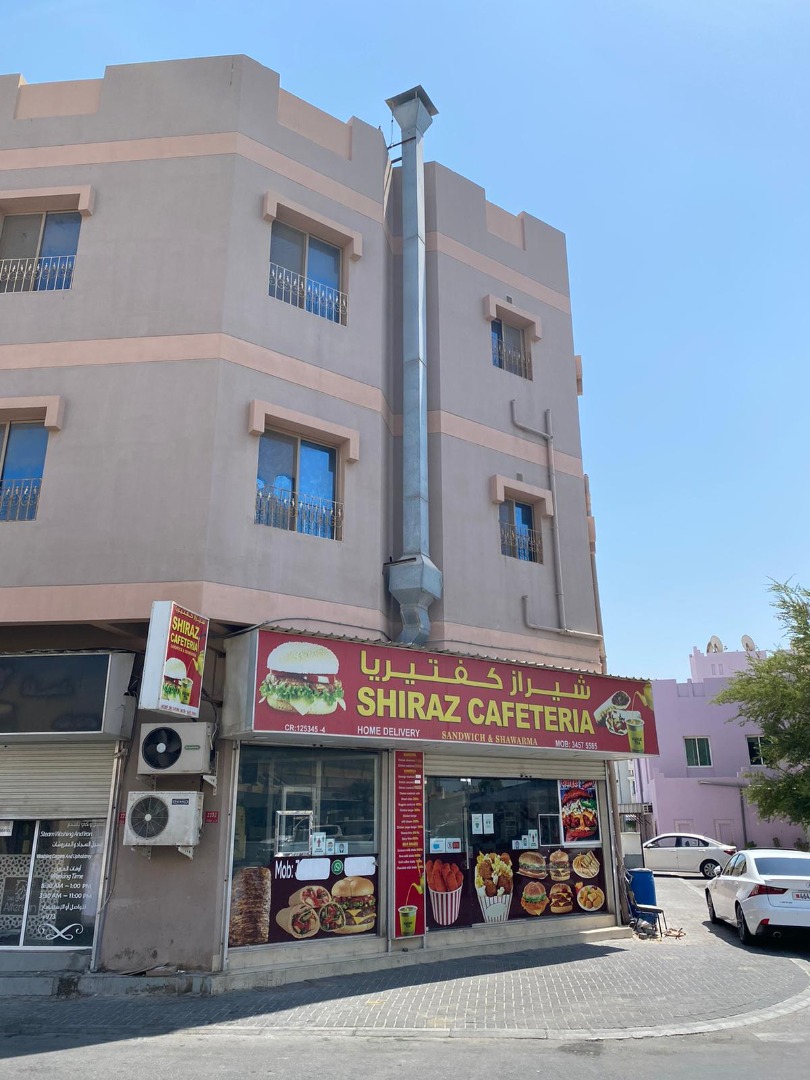 بناية في المحرق للبــيع