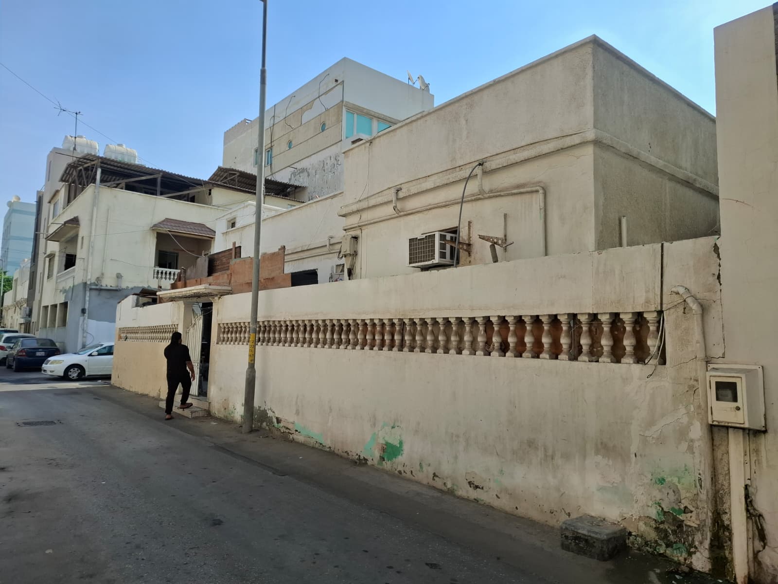 فيلا في المنامة للبــيع