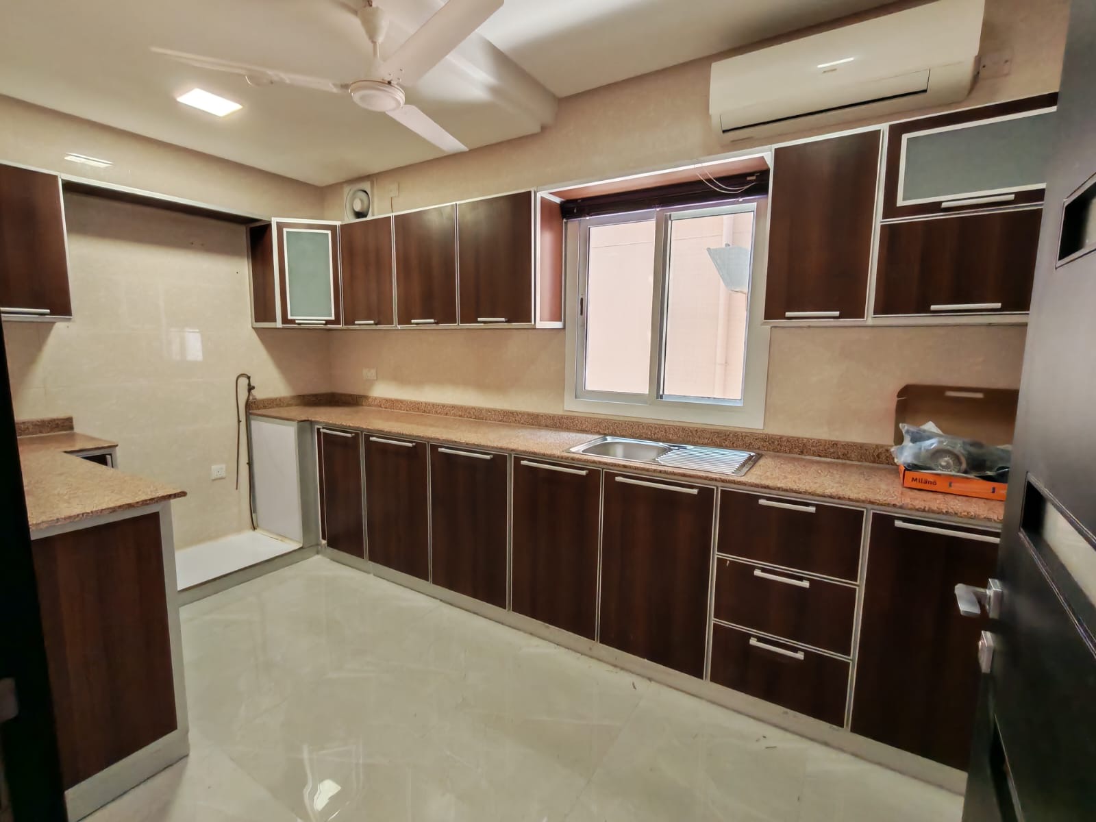 شقة في عراد للبيع و إيجار