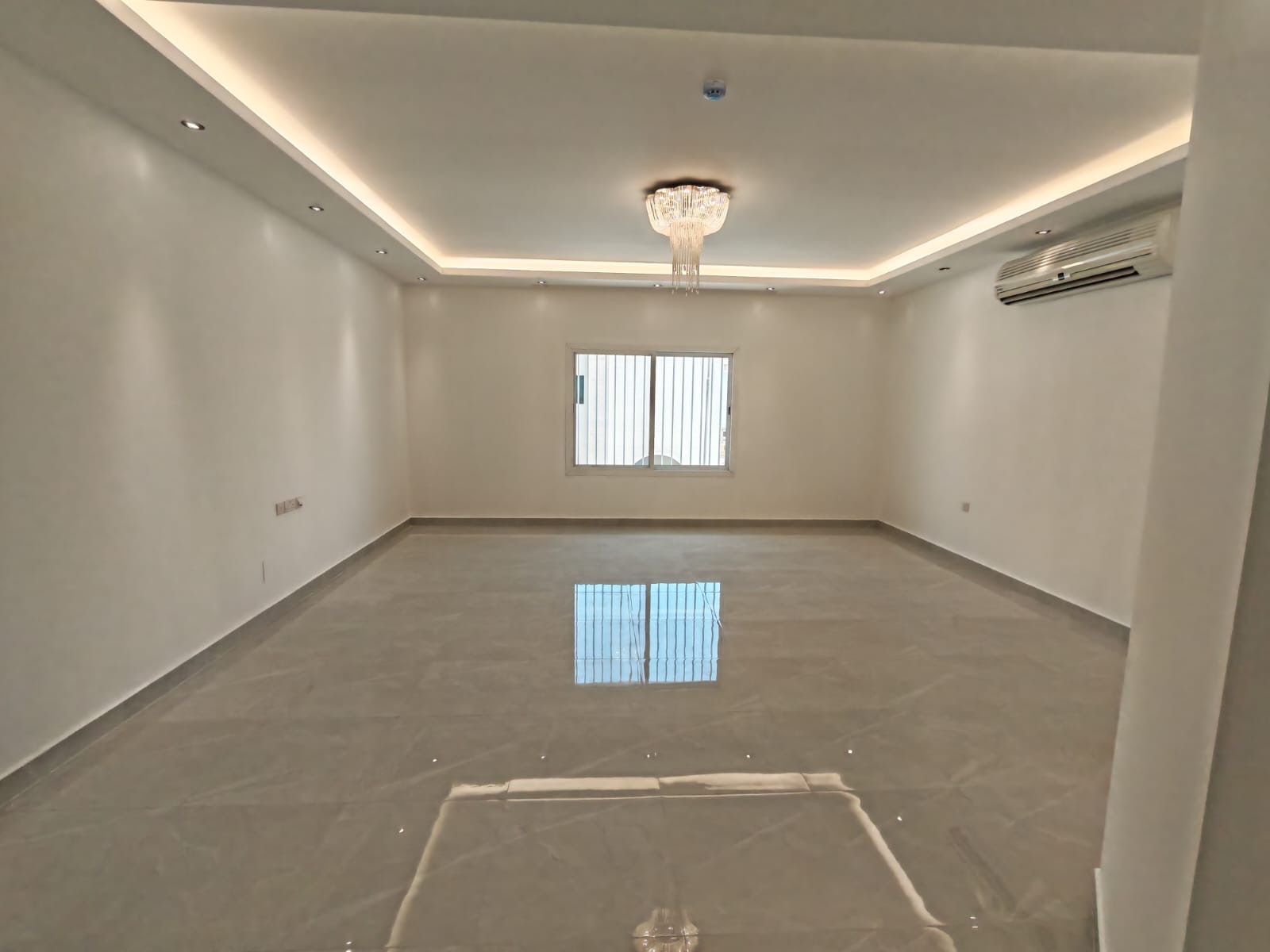 شقة في عراد للبيع و إيجار