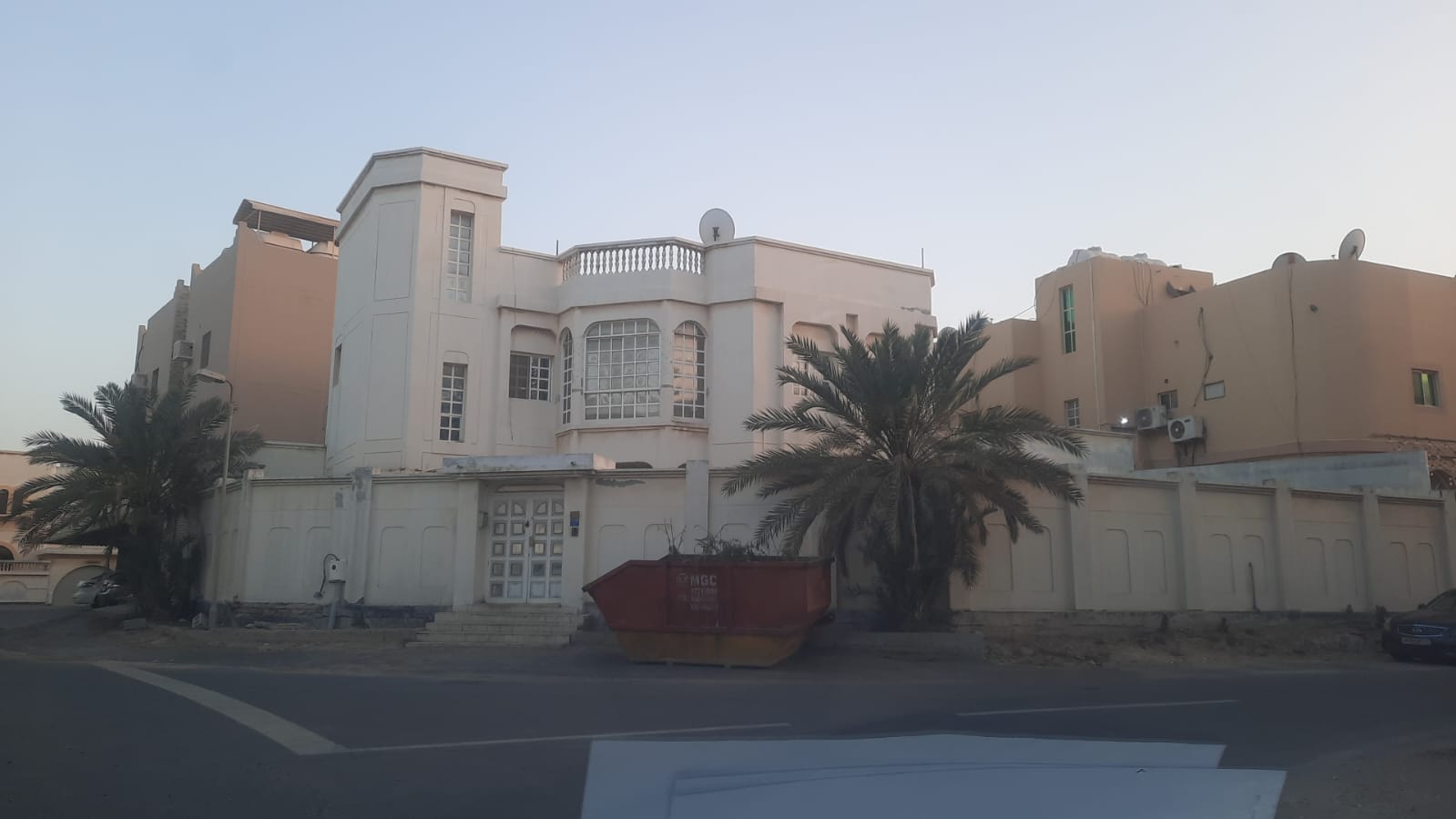 Villa in Jid Ali for Sale